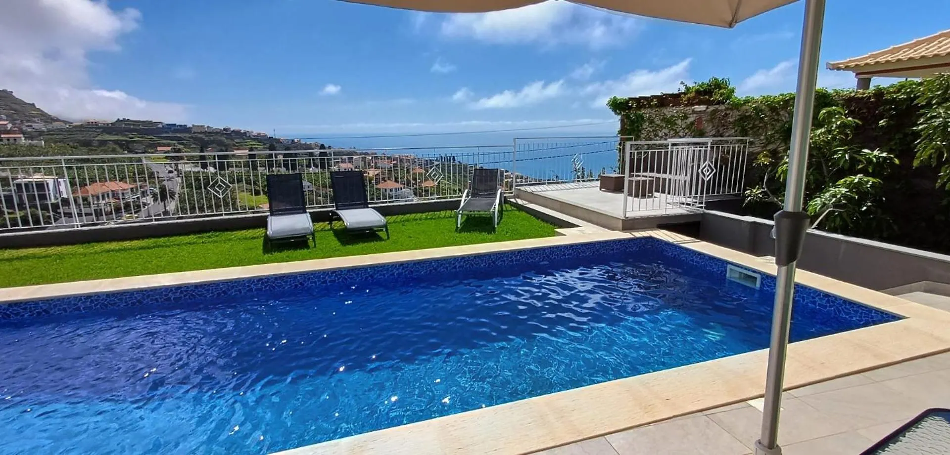 The Tree Of Life House Hotel Ponta do Sol  Ponta do Sol (Madeira)